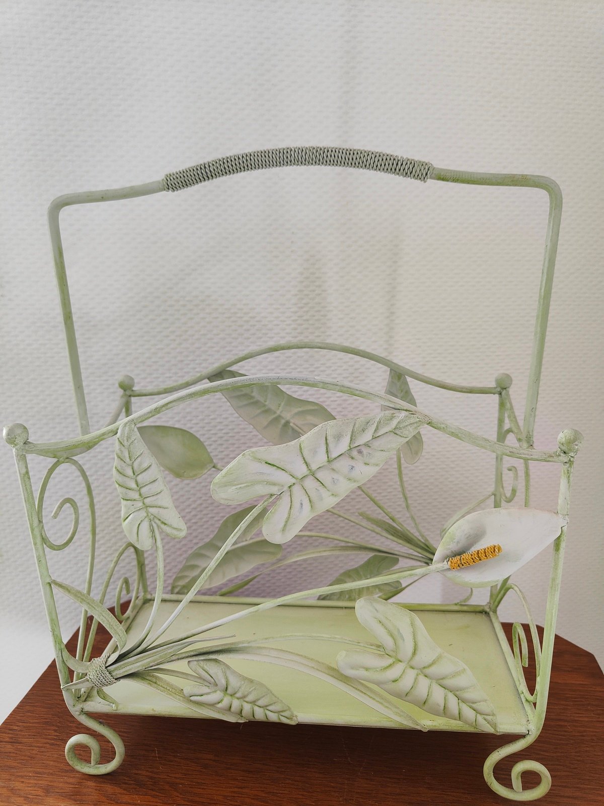 porte revues shabby chic vert eau déco