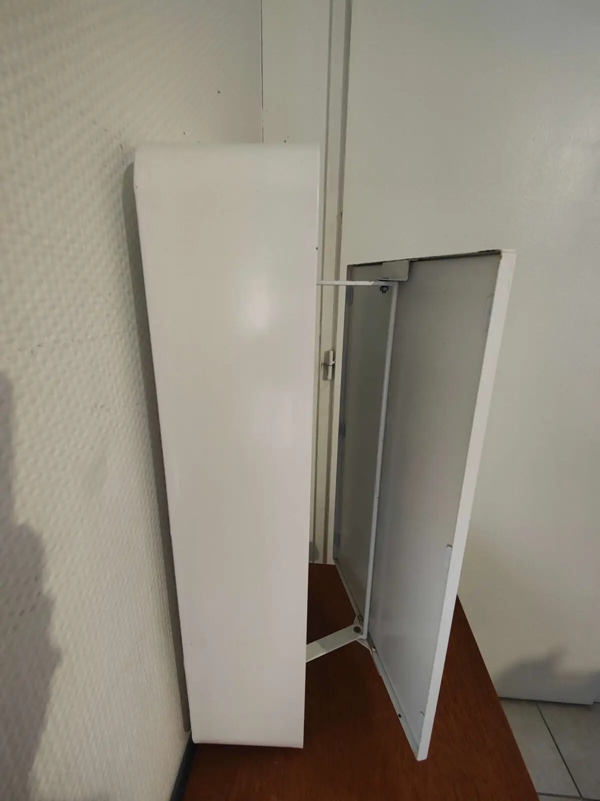 profil armoire murale faible profondeur