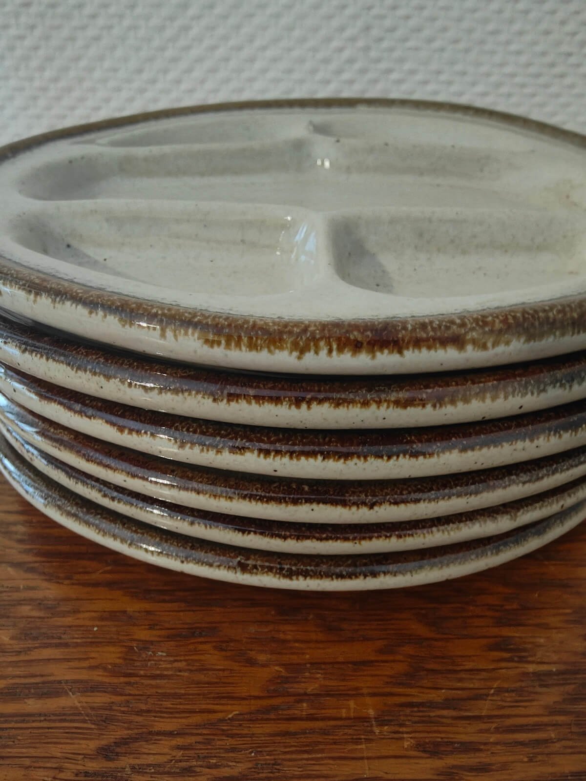 assiette grès vintage bordure brun style rustique