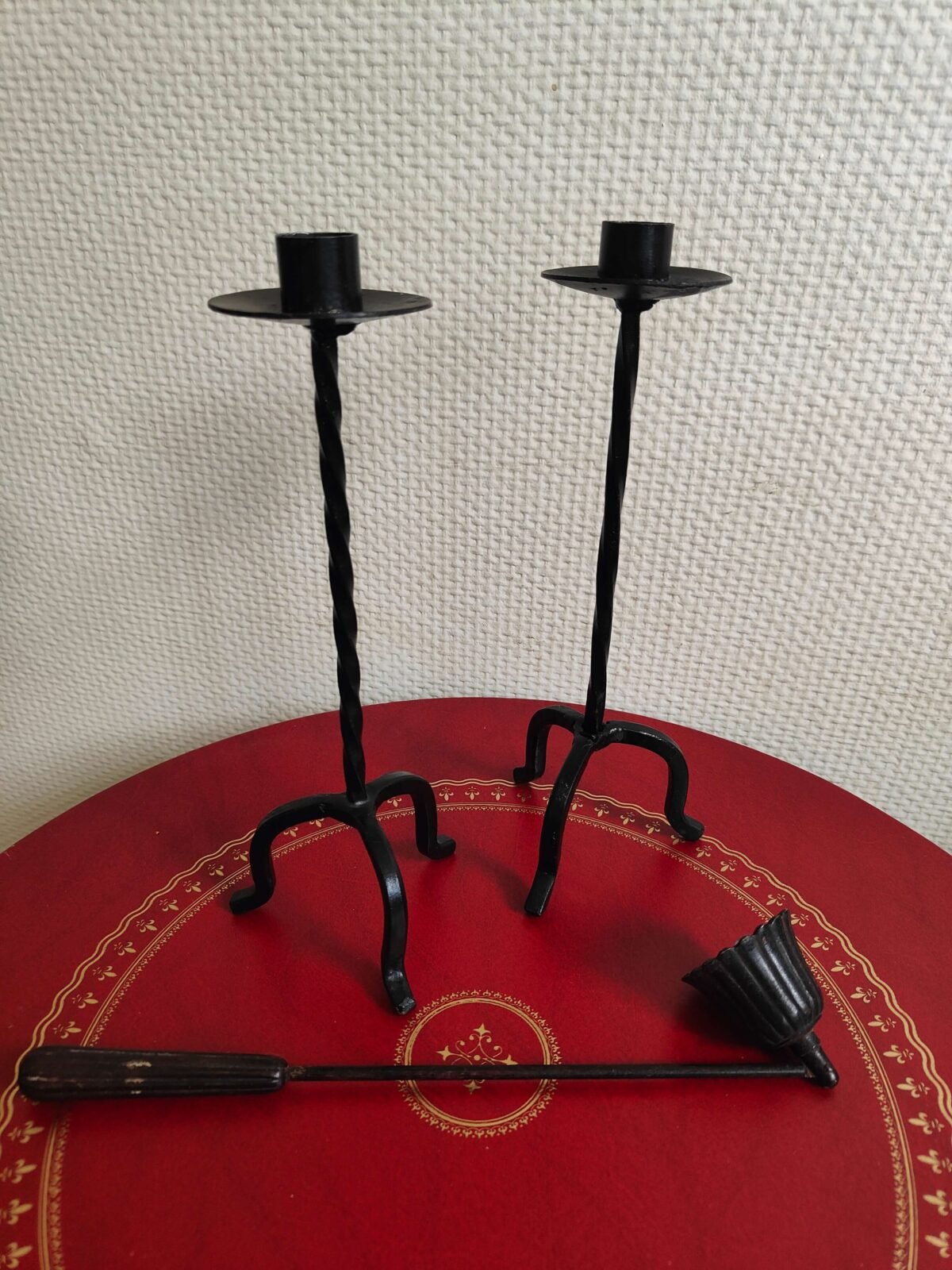 bougeoirs métal torsadé occasion avec éteignoir vintage