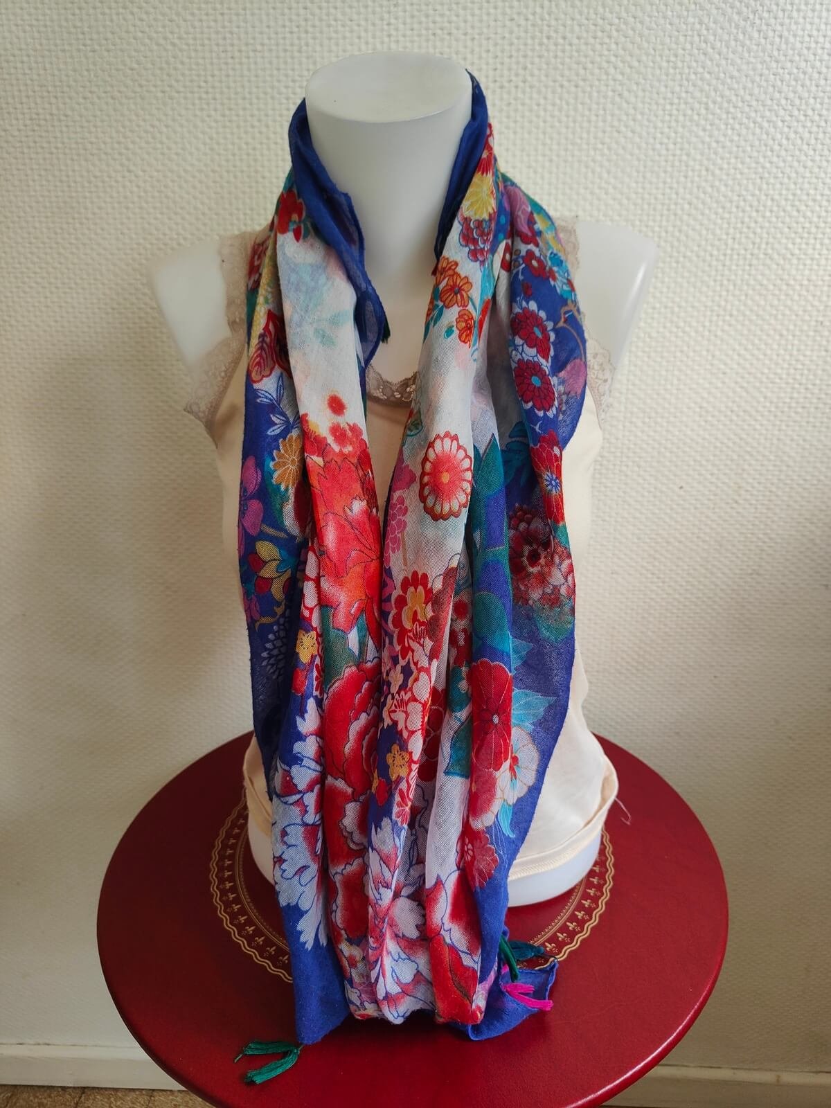 tissu foulard léger doux agréable porter occasion