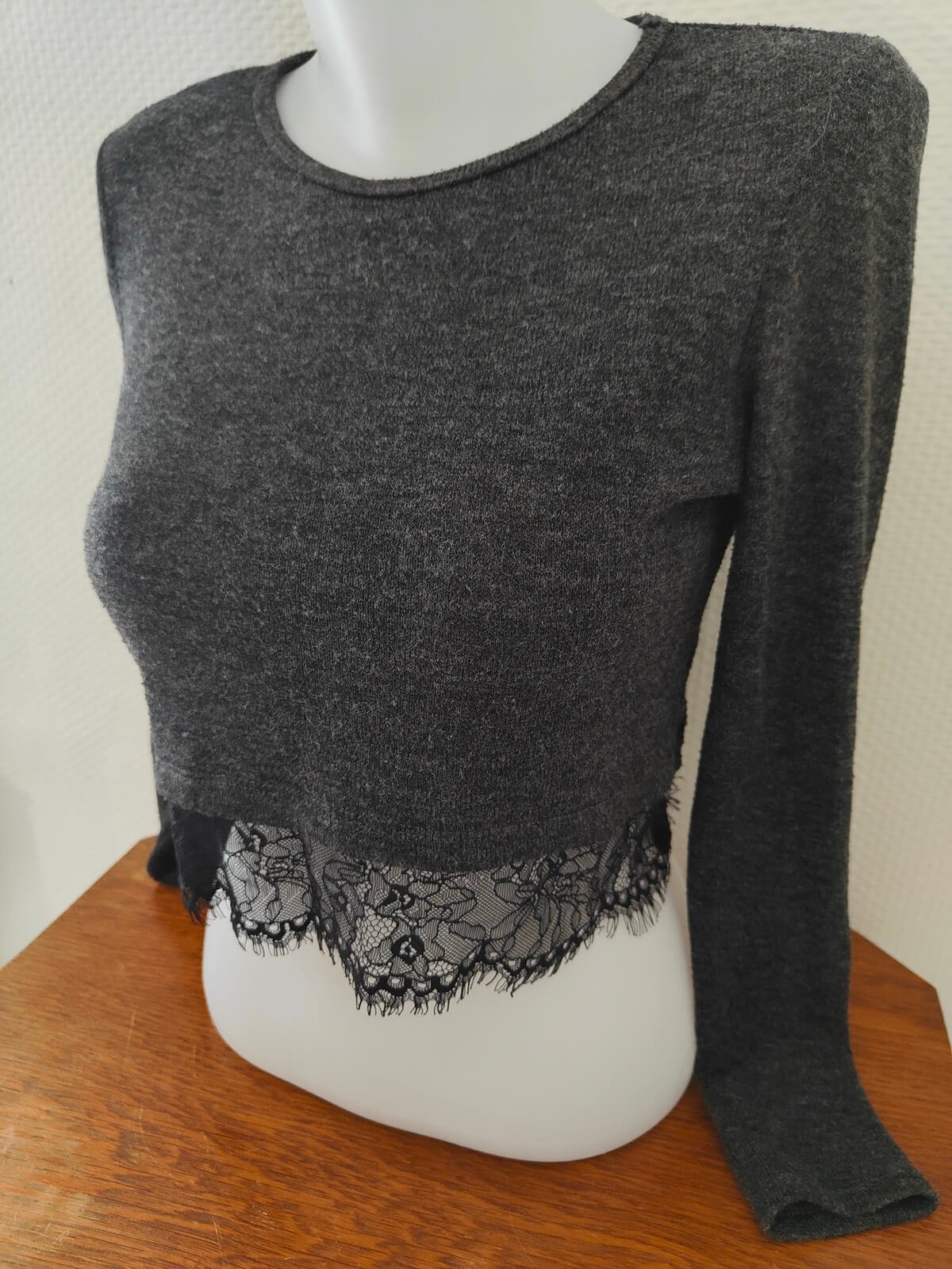 haut Zara gris look casual chic occasion