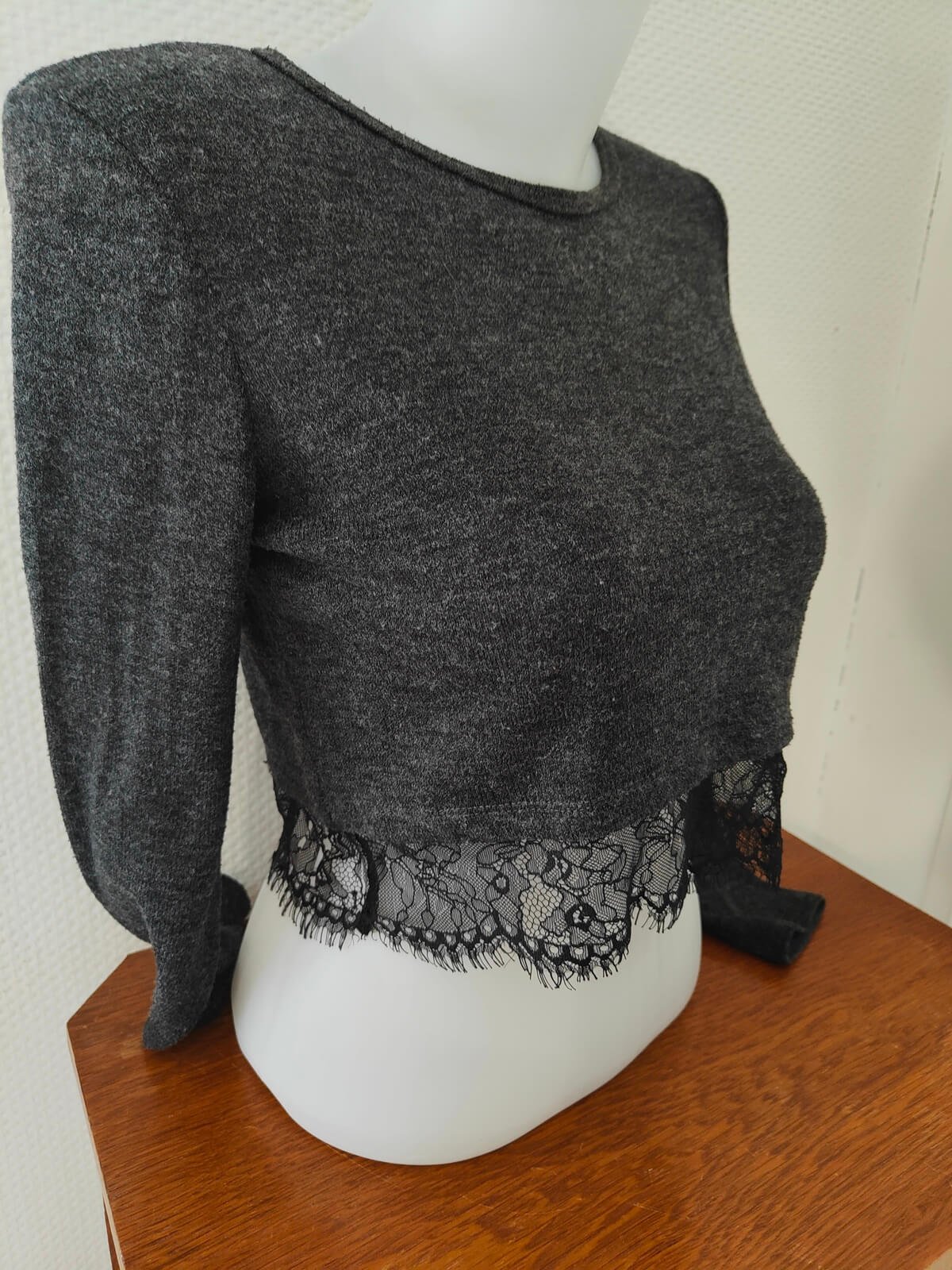 tissu doux extensible haut Zara occasion