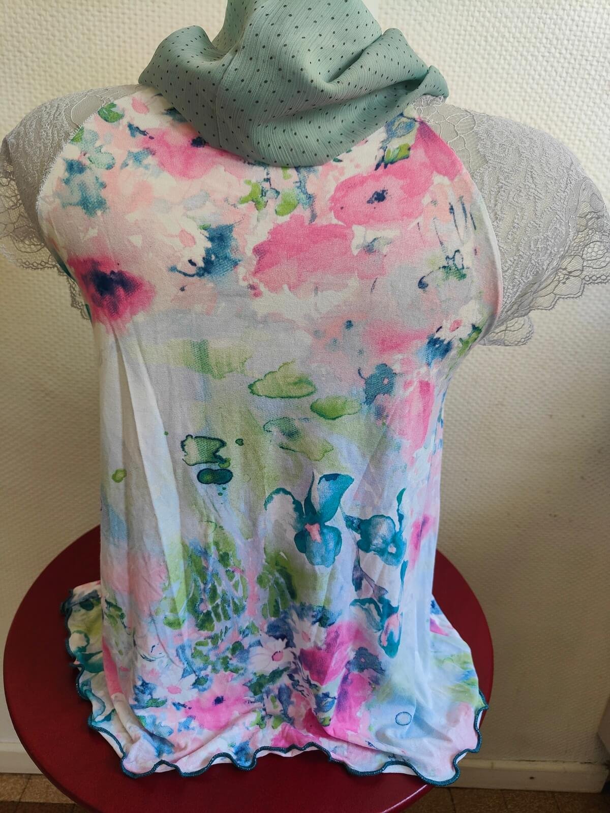 manche dentelle haut femme seconde main romantique