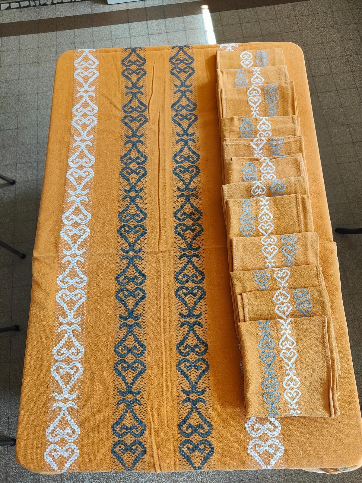 nappe vintage coton orange motif tissé brocante en ligne