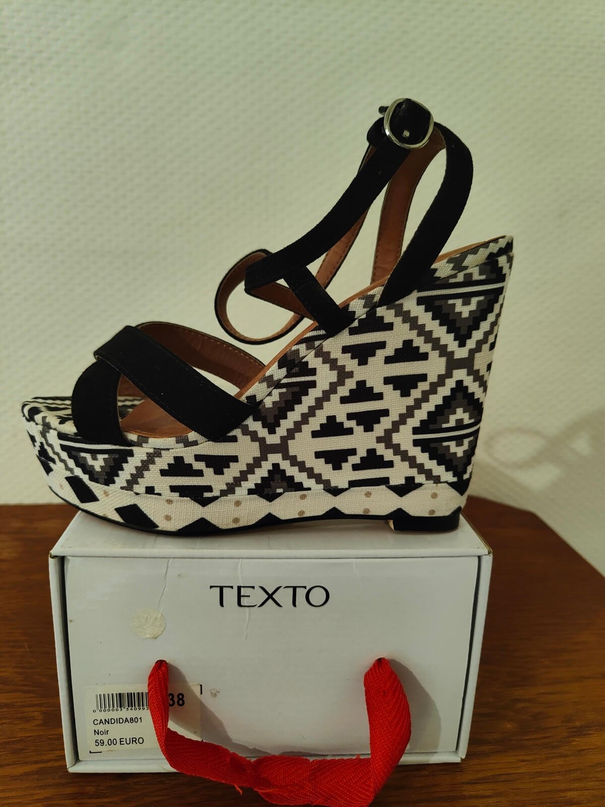 sandales été femme Texto taille 38 occasion