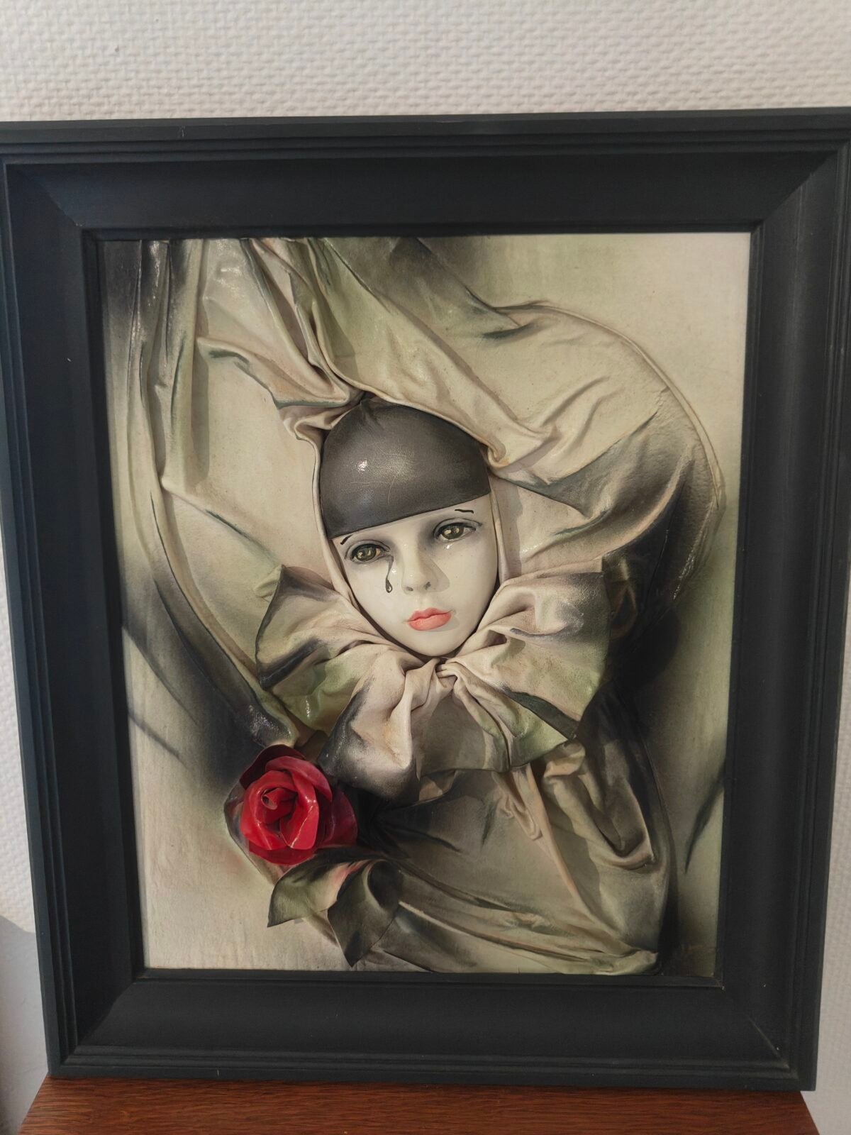tableau pierrot relief cuir sculpté décoration vintage