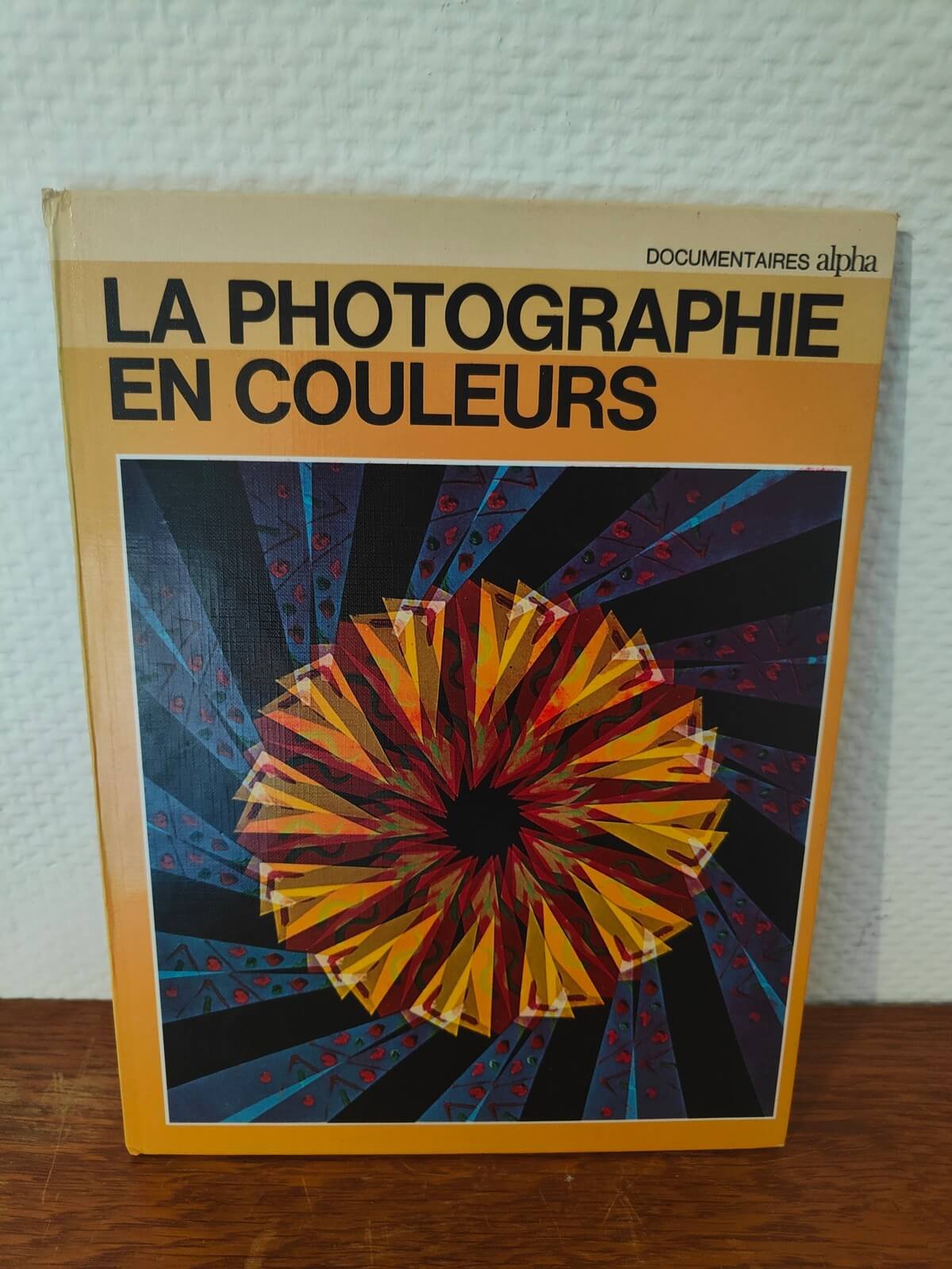 couverture du livre vintage La photographie en couleur édition 1973
