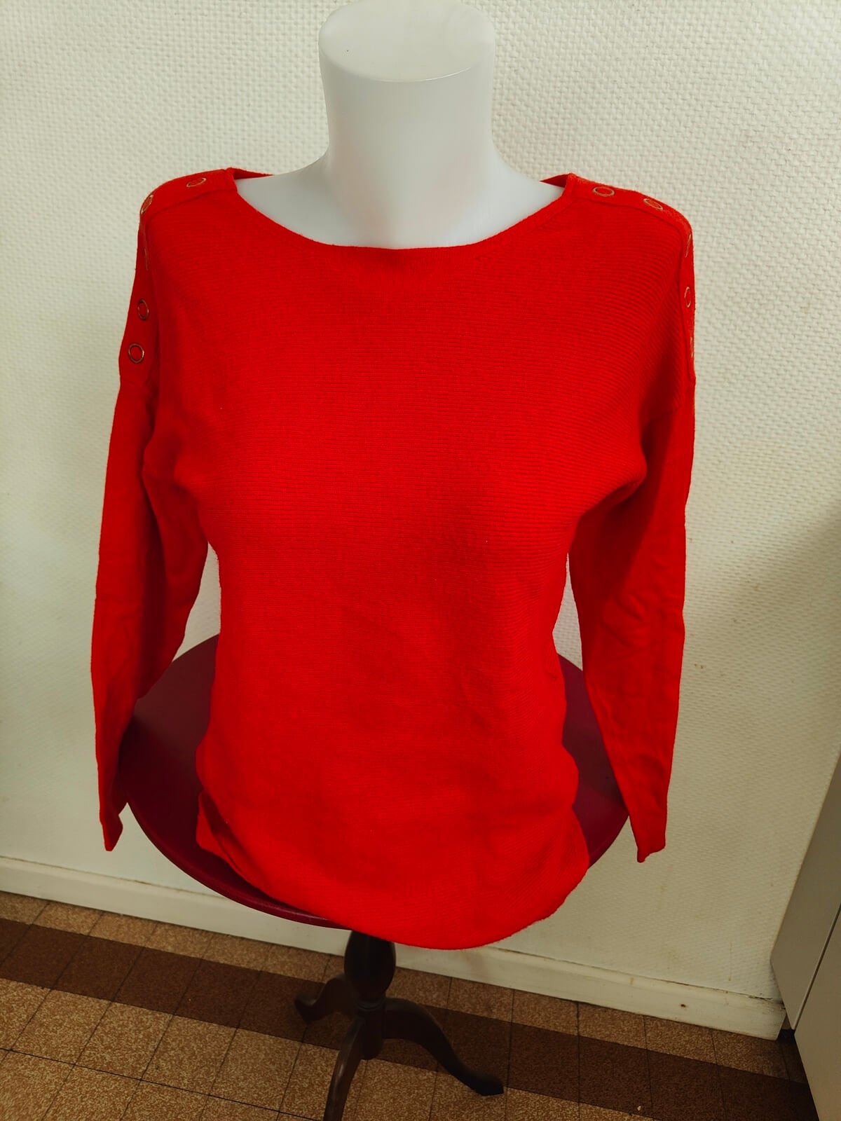 Pull Bréal orange femme taille M vue de face