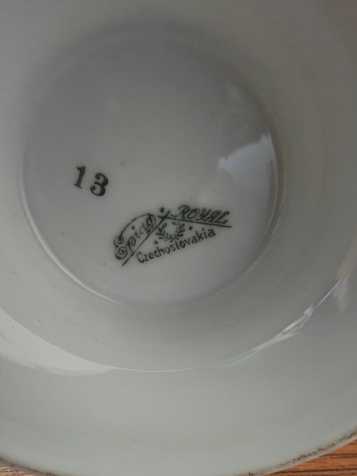 sucrier et pot à lait vintage en porcelaine