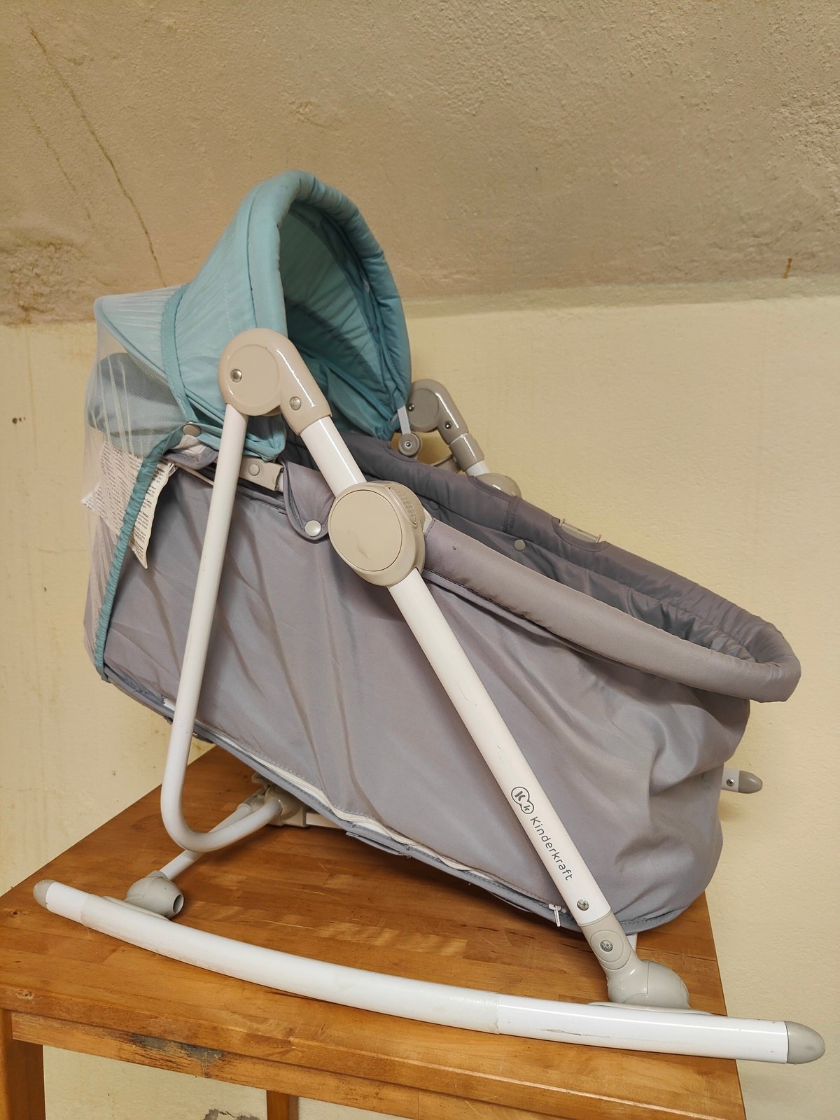 Berceau bébé Kinderkraft de seconde main en bon état