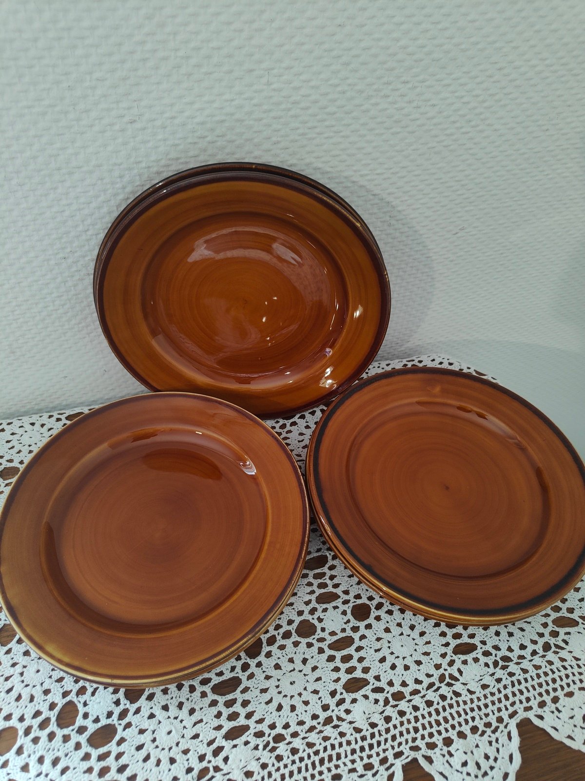 Détail liseré sombre assiette St Clément vintage