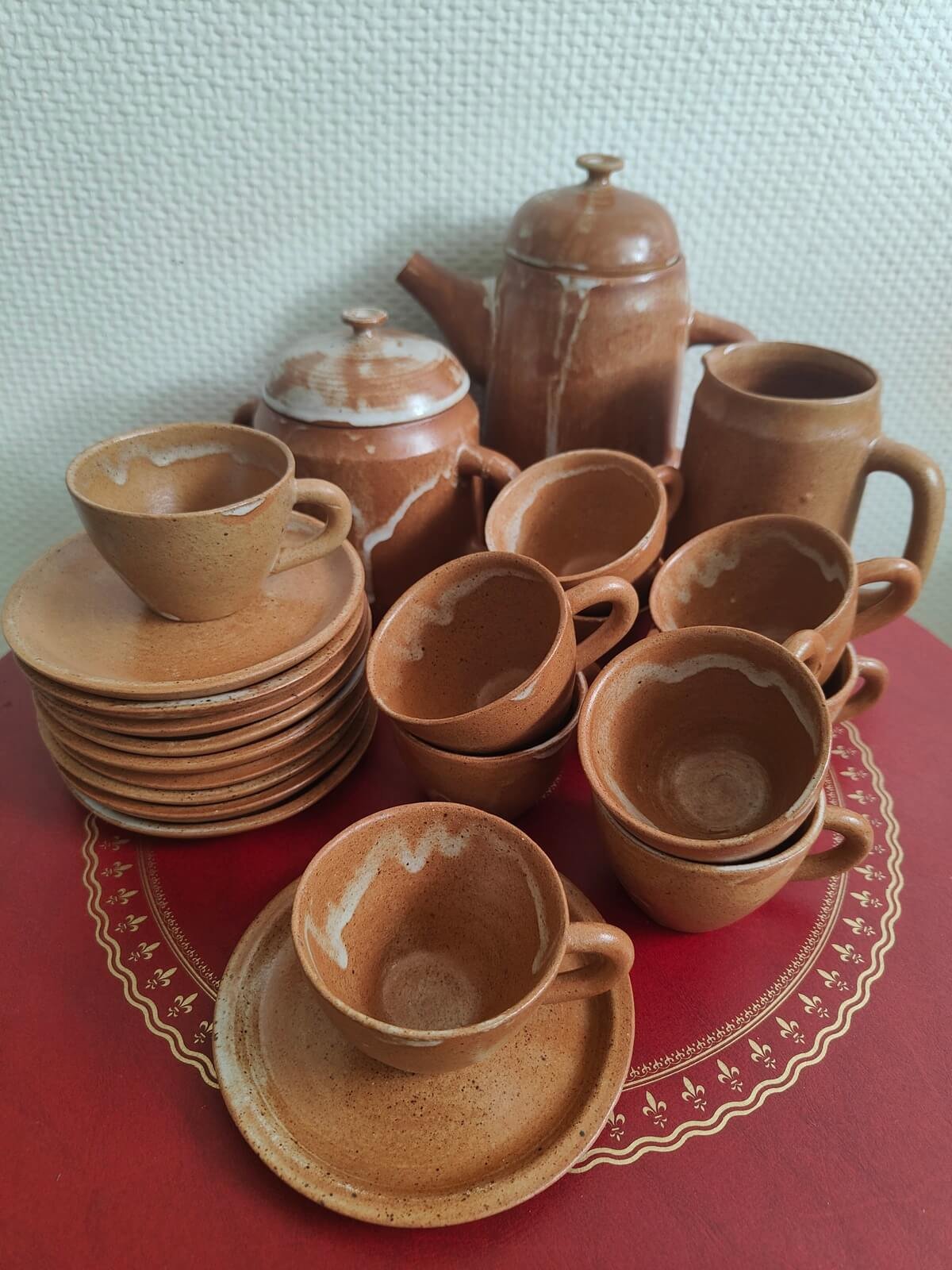 Service à thé ou café en grès artisanal pour 10 personnes