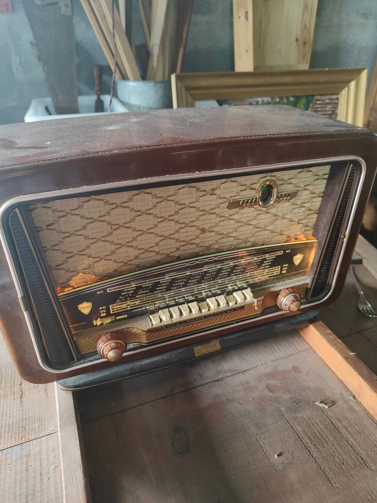Radio T.S.F. Clarville ancienne en bois des années 1950